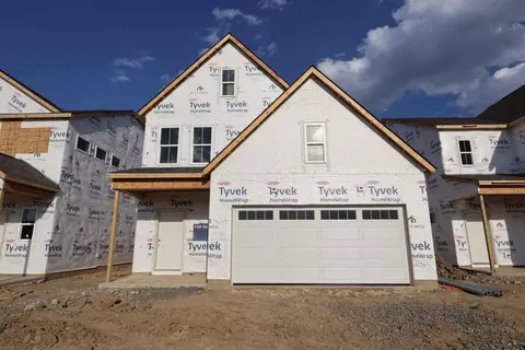 5743 Valleydale Rd, Powell, OH 43065