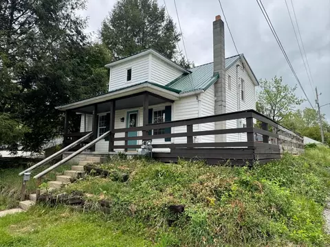 2 E Vine St, Jackson, OH 45640