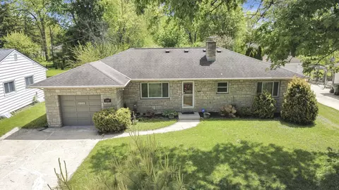 1269 Norris Dr, Columbus, OH 43224