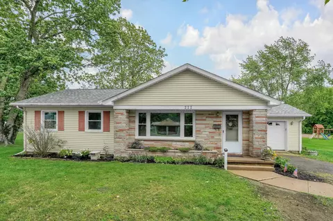 222 Hansberger Ave, Baltimore, OH 43105