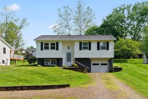 6415 Tanglewood Dr, Nashport, OH 43830