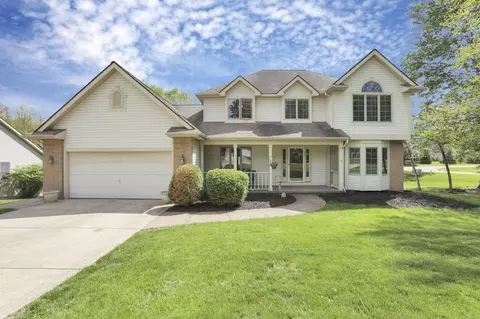 1365 Normandy Dr, Newark, OH 43055