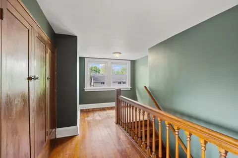 Entry Way - 5461 State St, Albany, OH 45710 photo 5 of 8