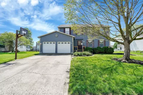 527 Warwick Ln, Pickerington, OH 43147