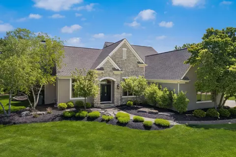 10561 Churchill Dr, Powell, OH 43065