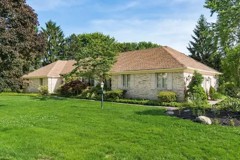 125 W Campus View Blvd, Columbus, OH 43235
