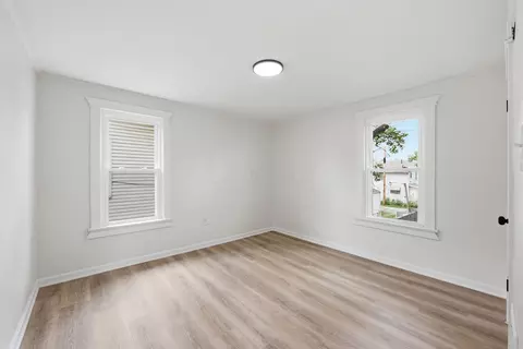 Bedroom - 2584 Eakin Rd, Columbus, OH 43204 photo 2 of 3