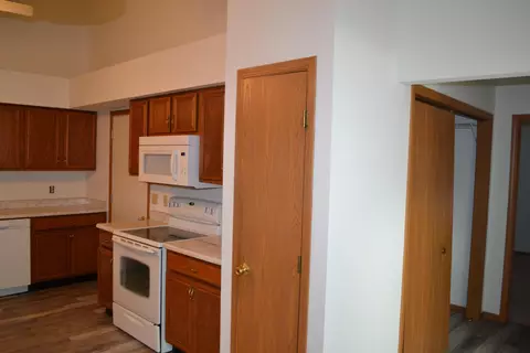 Other - 5866 Oldham Dr, Springfield, OH 45503 photo 5 of 10