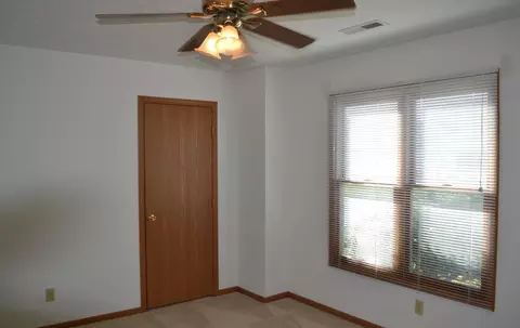 Bedroom - 5866 Oldham Dr, Springfield, OH 45503 photo 1 of 7