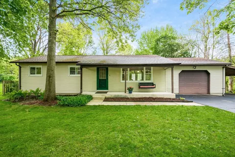7750 Lewis Center Rd, Westerville, OH 43082