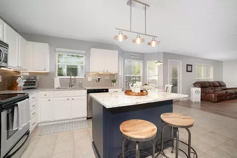 Kitchen - 232 Beech Dr, Delaware, OH 43015 photo 4 of 4