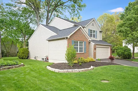 Exterior - 232 Beech Dr, Delaware, OH 43015 photo 2 of 12