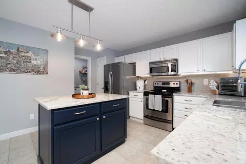 Kitchen - 232 Beech Dr, Delaware, OH 43015 photo 3 of 4