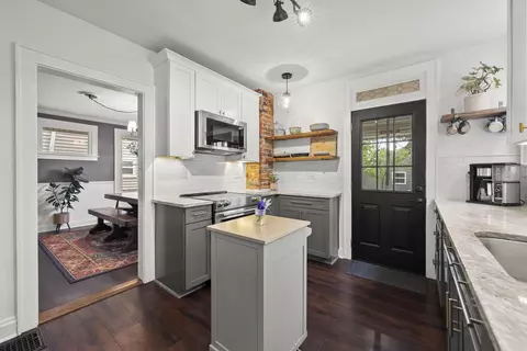 Kitchen - 166 E Welch Ave, Columbus, OH 43207 photo 2 of 9