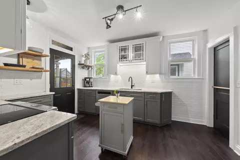 Kitchen - 166 E Welch Ave, Columbus, OH 43207 photo 3 of 9