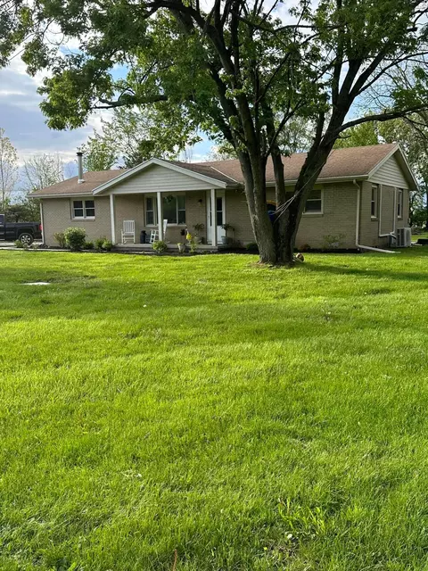 4343 E Hanthorn Rd, Lima, OH 45806