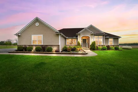 16120 Waynesfield Rd, Waynesfield, OH 45896