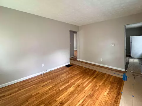 1433 E 19th Ave, Columbus, OH 43211