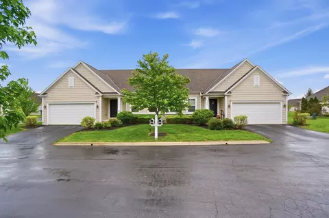4332 Ahwick Grn #42, Hilliard, OH 43026