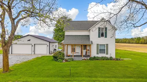 5919 N County Line Rd, Centerburg, OH 43011