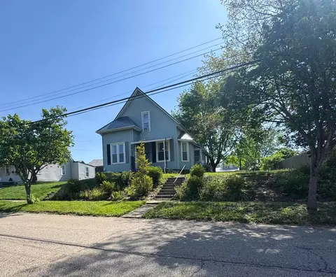 112 N Walnut St, Mount Gilead, OH 43338
