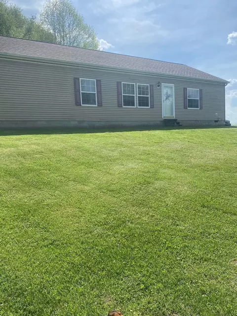 11271 Hamby Hill Rd, Frazeysburg, OH 43822