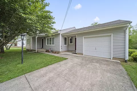 282 Water St, Richmond Dale, OH 45673