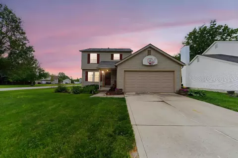 1387 Village Dr, Marysville, OH 43040