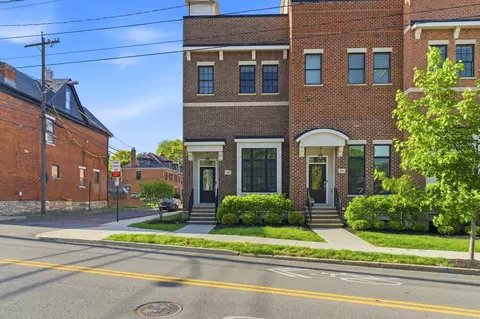 31 W Whittier St, Columbus, OH 43206