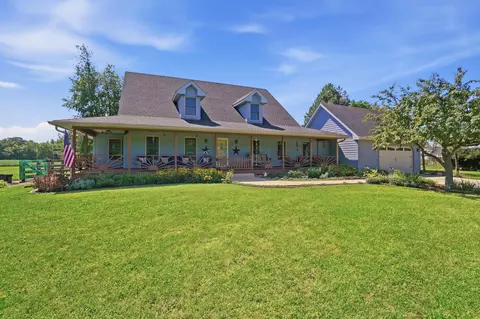 5105 Goodson Rd, West Jefferson, OH 43162
