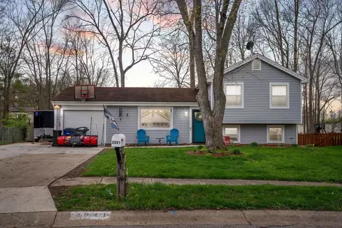 3941 Bluebird Ct, Westerville, OH 43081