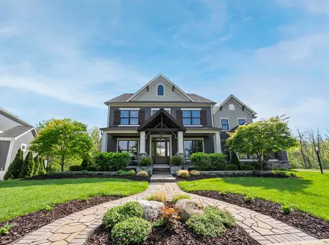 11390 Cedar Crest Dr, Plain City, OH 43064