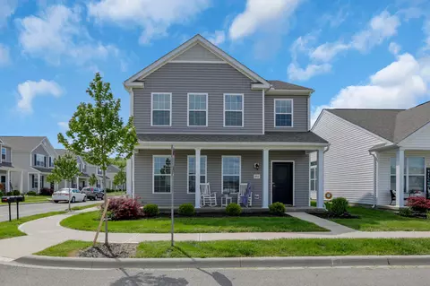 1957 Glassboro St, Newark, OH 43055