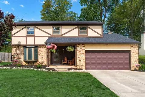 208 Parkwood Ave, Pickerington, OH 43147