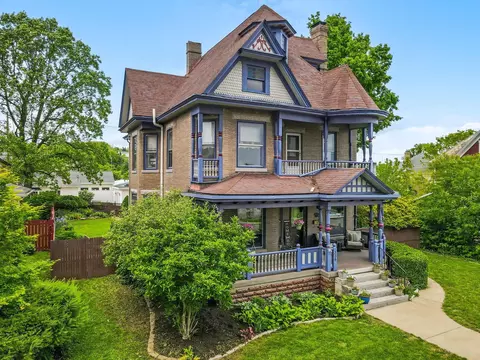 Exterior - 336 E Main St, Logan, OH 43138 photo 2 of 21