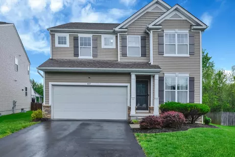 837 Holly Farms Dr #837, Blacklick, OH 43004