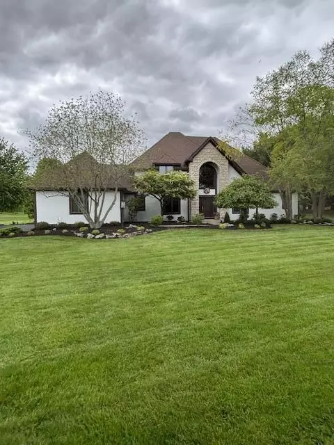 8310 Dublin Rd, Powell, OH 43065