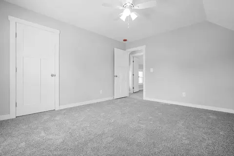 Bedroom - 485 N Pickaway St, Circleville, OH 43113 photo 8 of 10