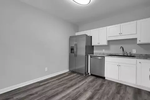 Kitchen - 485 N Pickaway St, Circleville, OH 43113 photo 3 of 4