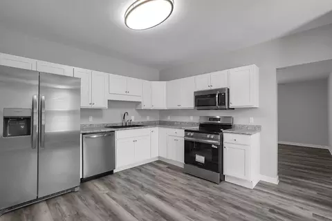 Kitchen - 485 N Pickaway St, Circleville, OH 43113 photo 1 of 4