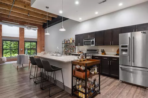 570 S Front St #114, Columbus, OH 43215