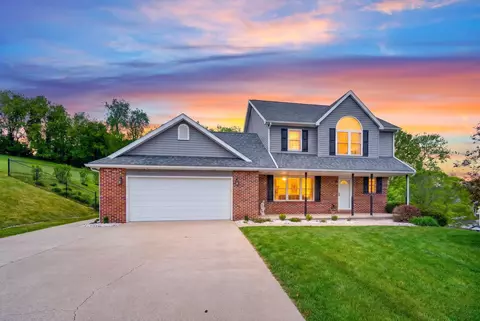 13 Pleasant View Dr, Jackson, OH 45640