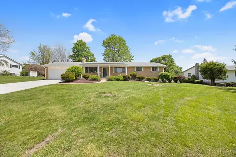 1121 Michigan St, Bellefontaine, OH 43311