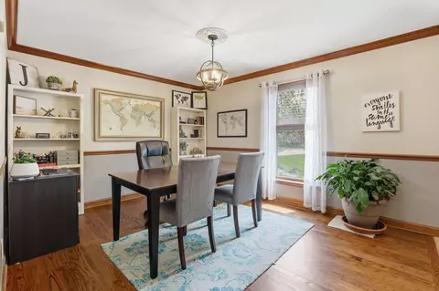 Dining - 4800 Cascade Dr, Powell, OH 43065 photo 6 of 6