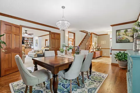 Dining - 4800 Cascade Dr, Powell, OH 43065 photo 2 of 6