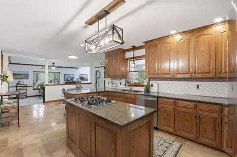 Kitchen - 4800 Cascade Dr, Powell, OH 43065 photo 2 of 8