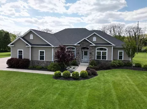 181 Stone Valley Dr, Granville, OH 43023
