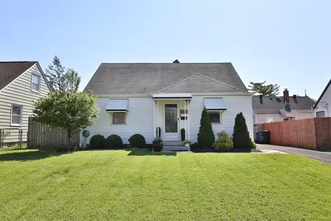 3264 Eisenhower Rd, Columbus, OH 43224