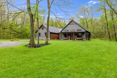 1942 Hulit Rd, Mansfield, OH 44903