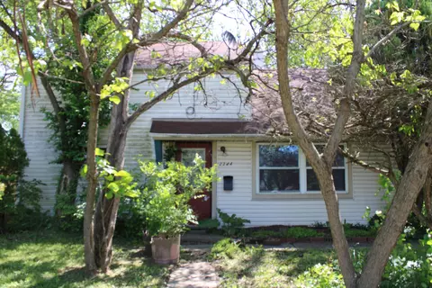 2344 Century Dr, Columbus, OH 43211